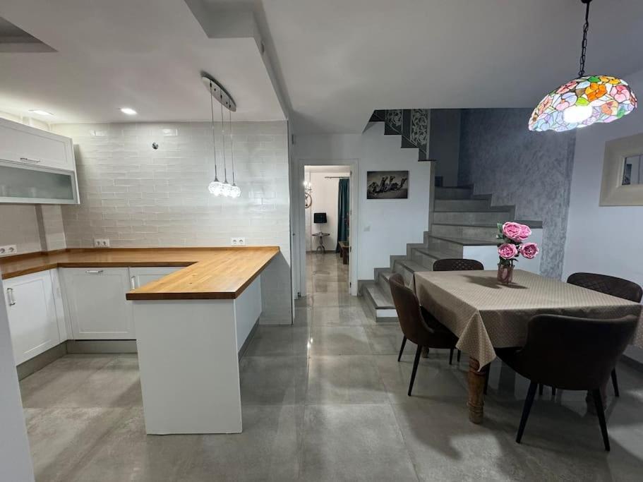 Casa Preciosa Ideal Para Familias La Linea de la Concepcion Exterior photo